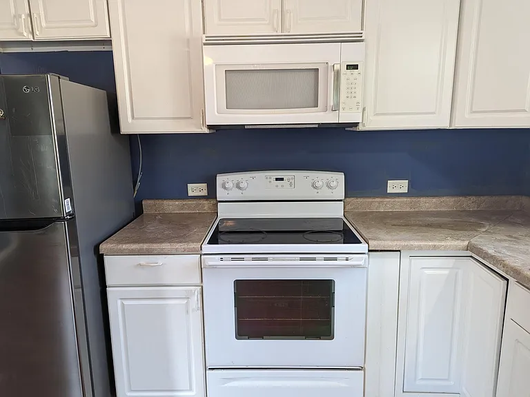 1409 Washington St #1 — Photo 5