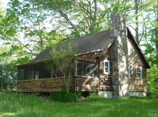 32 Robert St, Sharon, CT 06069