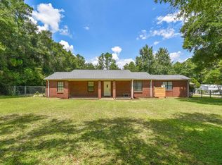 4871 Gilmore Rd, Holt, FL 32564