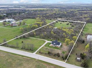33825 W 199th St, Edgerton, KS 66021