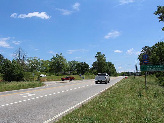 3rd image of Hwy 31 22 And Cr 41