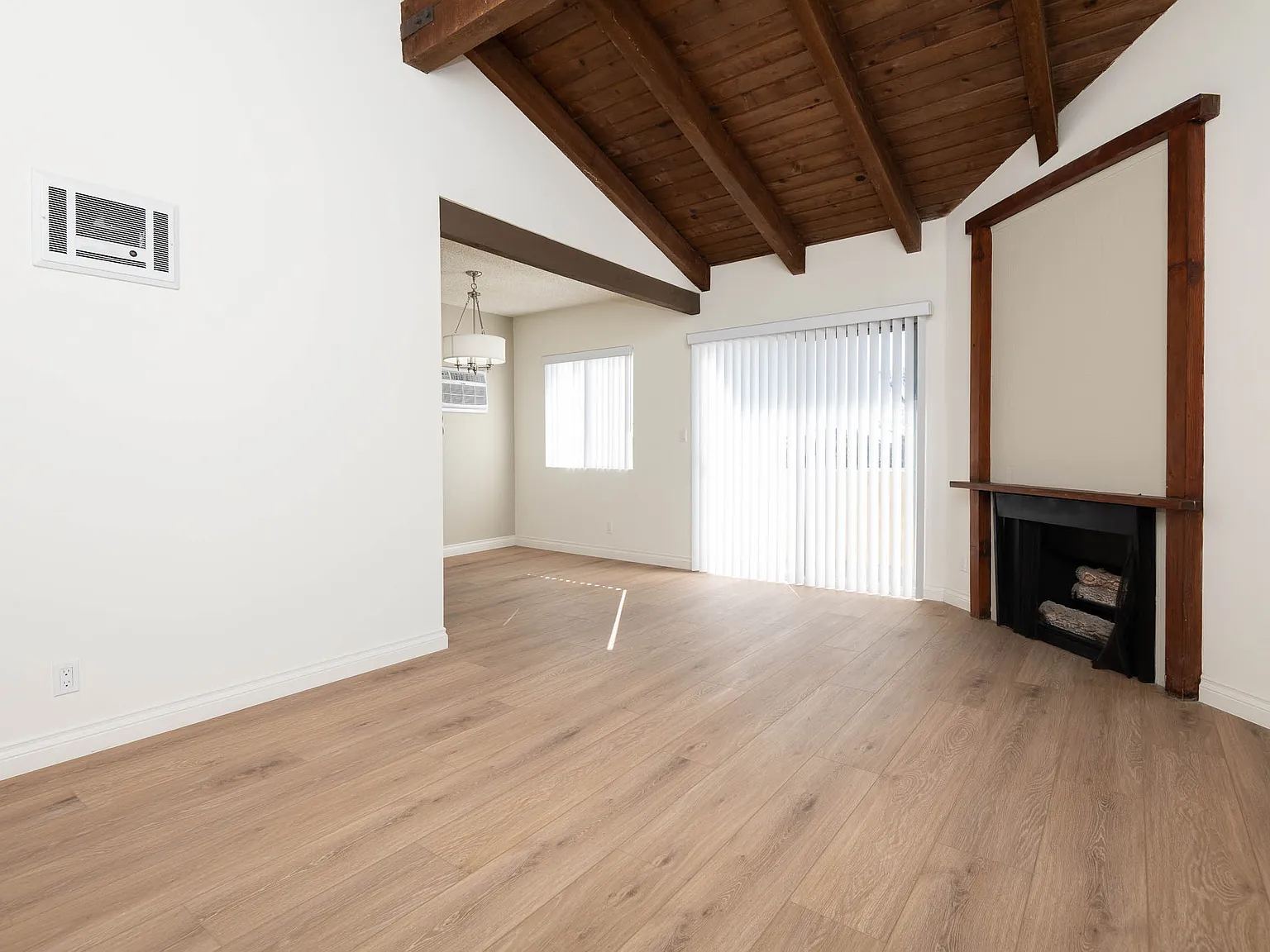 1 bed, 750 sqft, $2,750 — Photo 2
