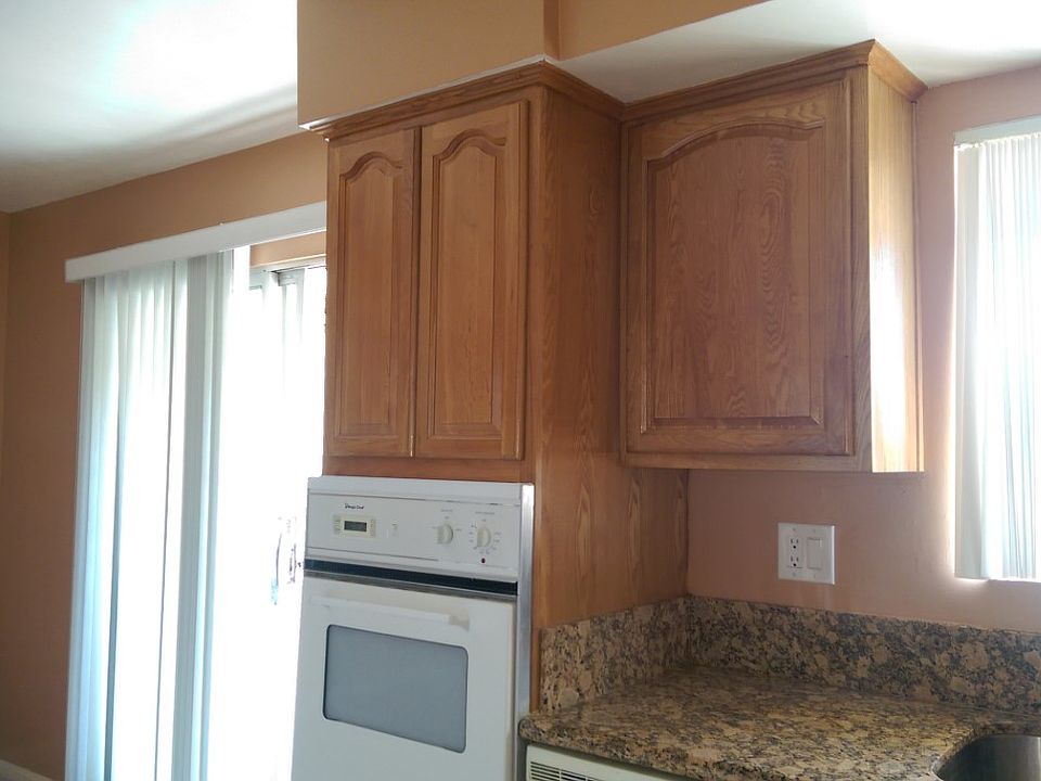 1st image of 850 E Lynwood Dr APT 10