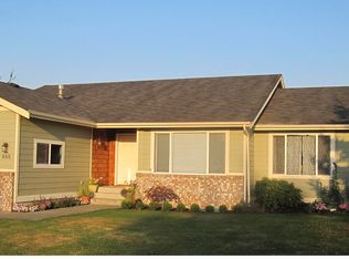 888 Pine Pl, Lynden, WA 98264