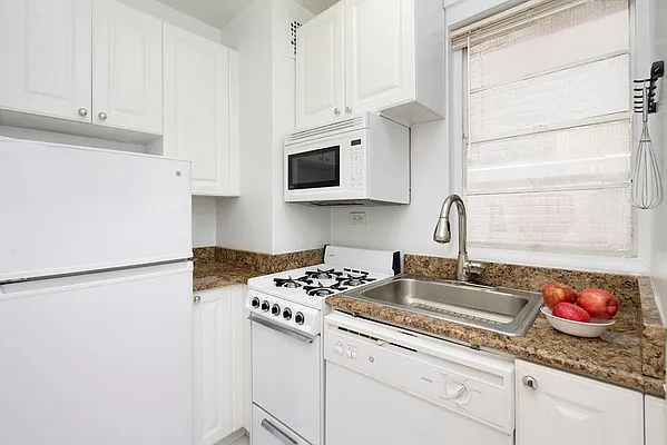 Sold by Keller Williams NYC | media 5