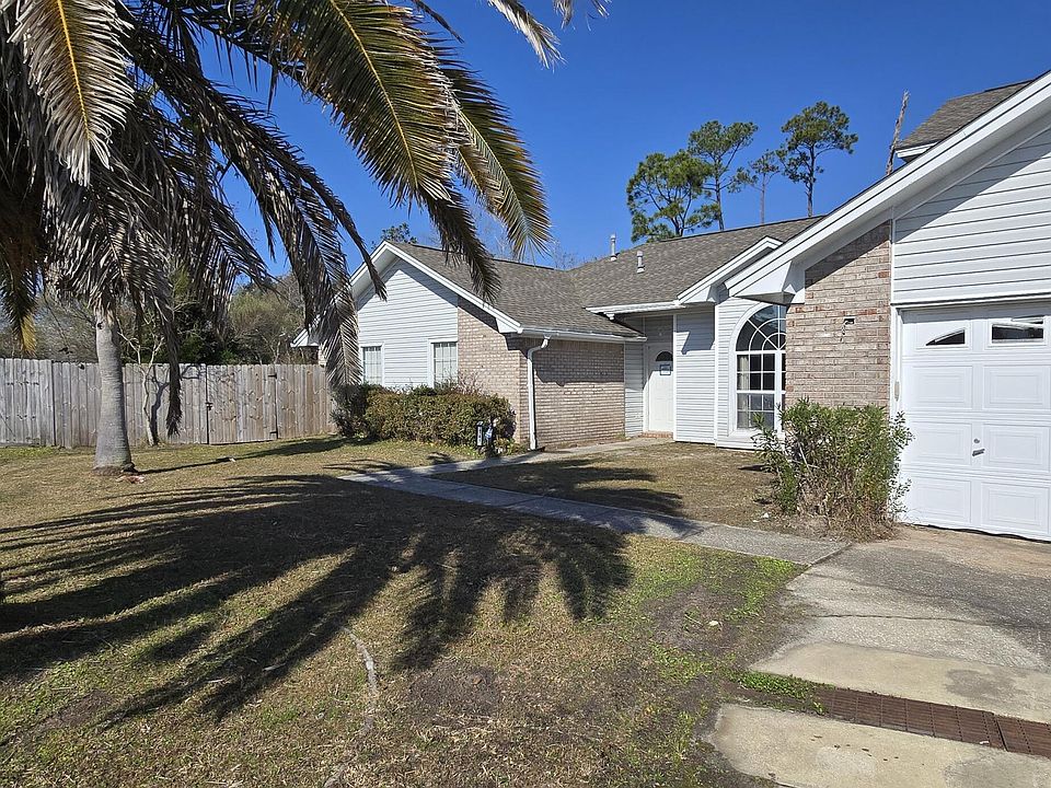1st image of 741 Cottonwood Ct