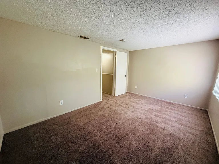 7525 Pitch Pine Cir #D — Photo 27