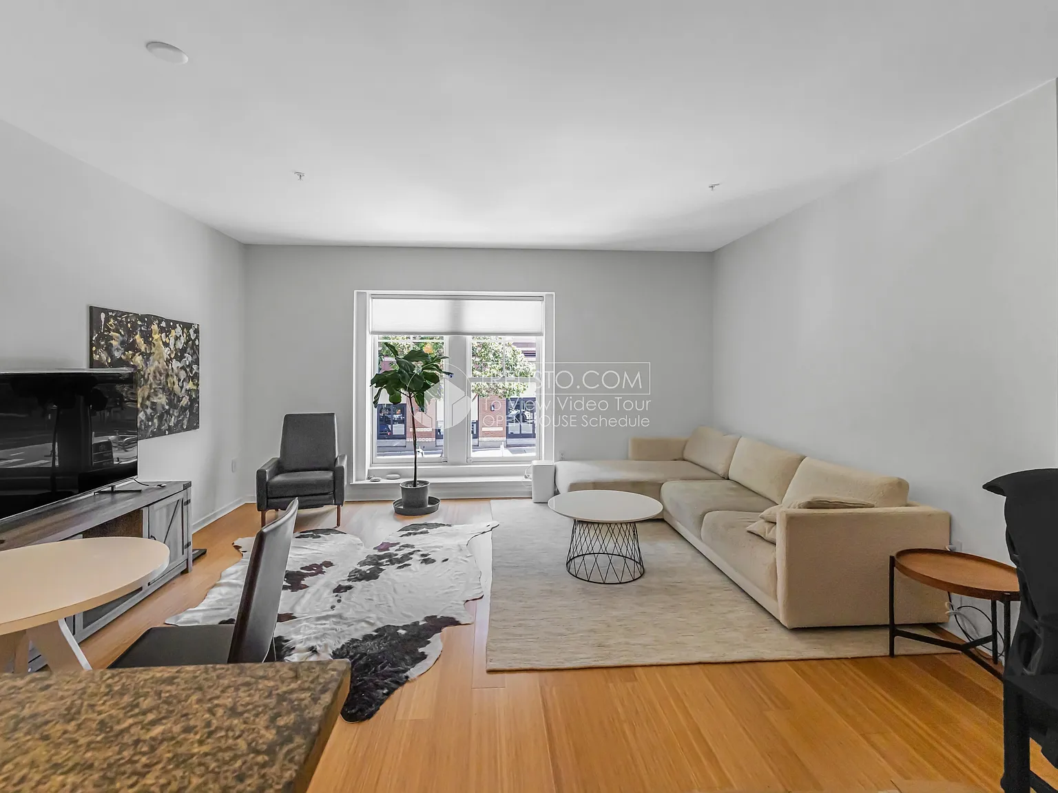 1 bed, 1.0 bath, 681 sqft, $4,400 — Photo 2
