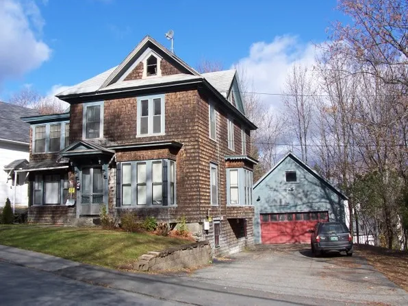 68 W Main St, Newport, VT 05855