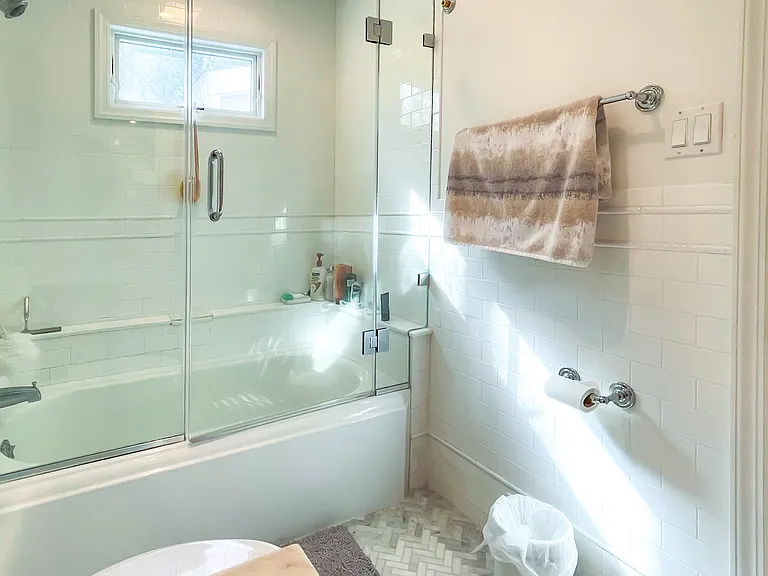 20 Hubbard Ln #106 — Photo 20