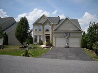 14011 Seneca Ridge Dr, Hagerstown, MD 21740