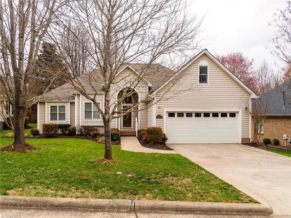 4 Laurel Oak Dr, Elon, NC 27244