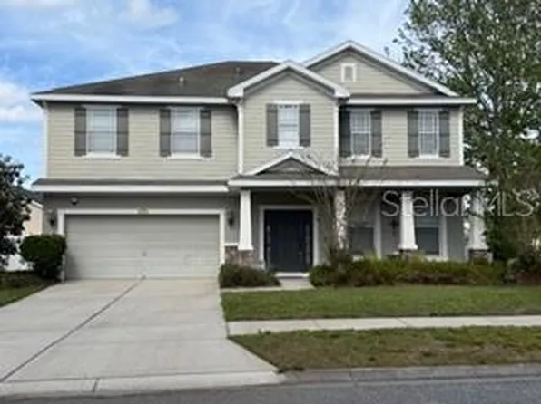 3023 Azalea Blossom Dr, Plant City, FL 33567