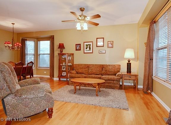 4th image of 1843 Cambridge Ln