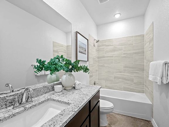 3rd image of 206 Great Hills Dr