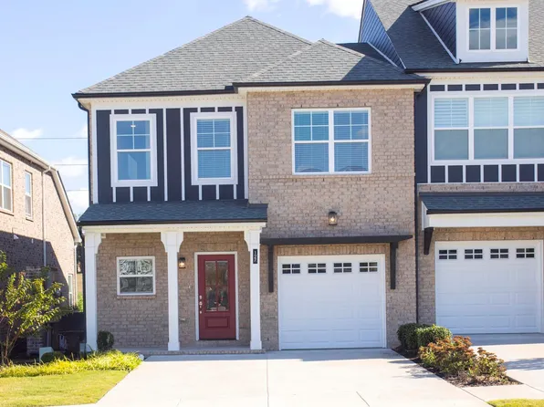 127 Dameron Dr, Hendersonville, TN 37075