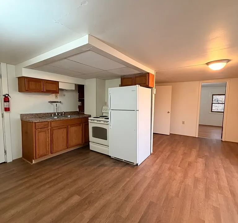 37 Biggs Ln #6