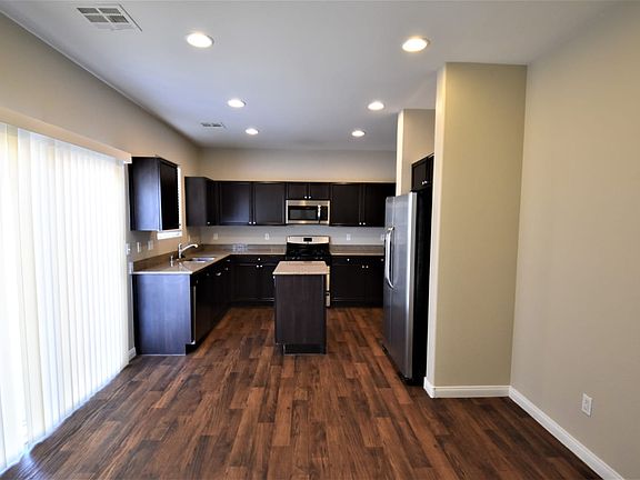 4th image of 5313 Mountain Garland Ln