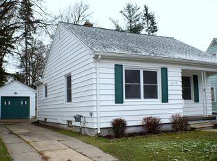 614 Riley St, Lansing, MI 48910