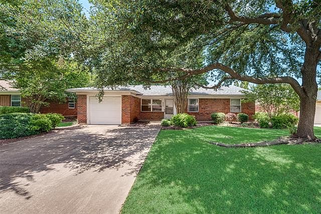 1st image of 1224 Donna Dr