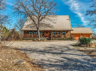 106 Highpoint, Sunset, TX 76270