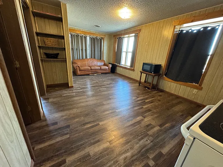 400 E Pike Ave #1 & 2 — Photo 15