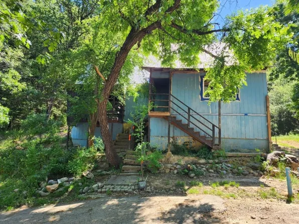 6290 Hilltop Dr, Dunsmuir, CA 96025