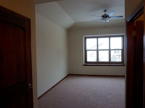 2nd image of 3503 White Oak Way