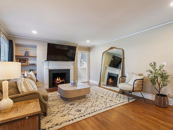 4th image of 410 Aberdeen Dr