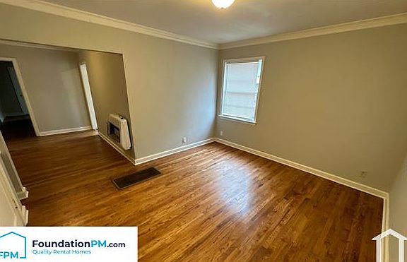 5th image of 3326 Rosamond Ave