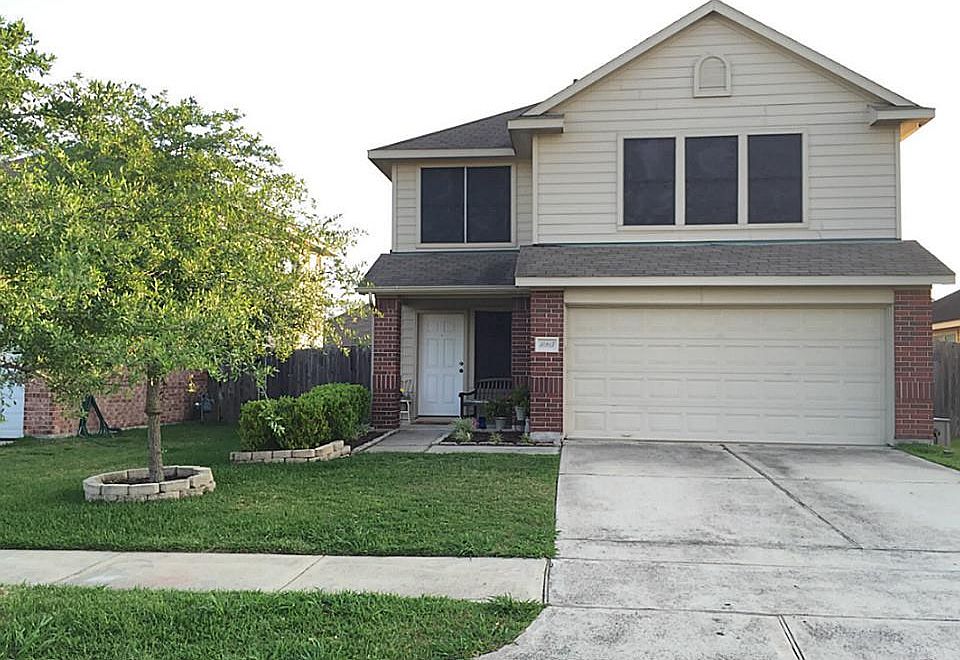 1st image of 10915 Clear Villa Ln
