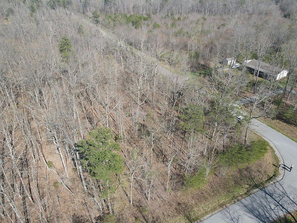 2nd image of 260 Cade Rd