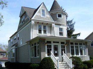 4141 Dubois Ave, Brookfield, IL 60513