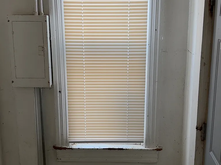 1137 Edgerton St — Photo 14