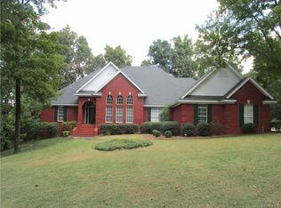 1087 Arrowhead Dr, Prattville, AL 36067