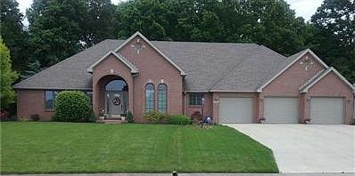 Byrum custom built home Large yard w/beautiful landscaping 3 car attached each bay extends an extra foot