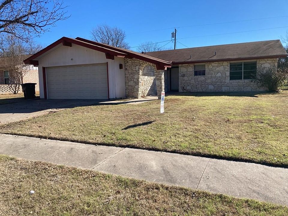 1st image of 1304 Ruiz Dr