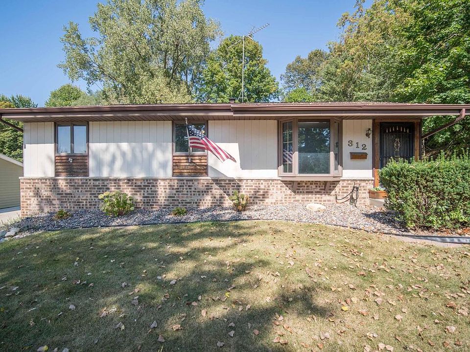 1st image of 312 Briar DRIVE