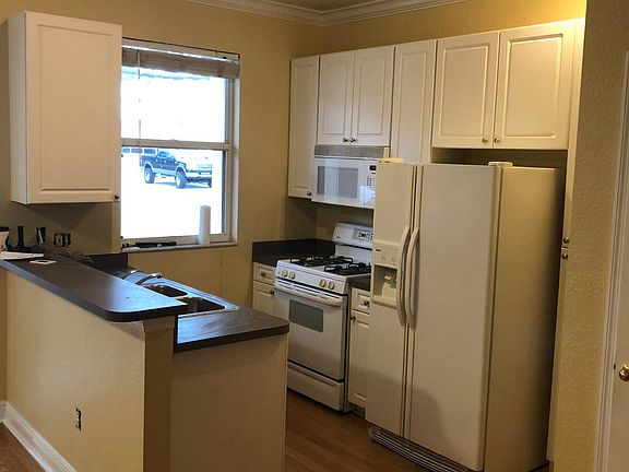 4th image of 105 Key Haven Ct