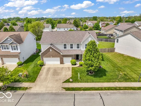 9712 Brooks Dr, McCordsville, IN 46055
