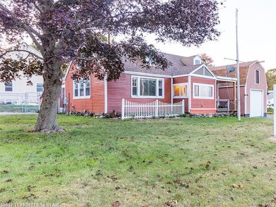 8 Longfellow Dr, Cape Elizabeth, ME, 04107