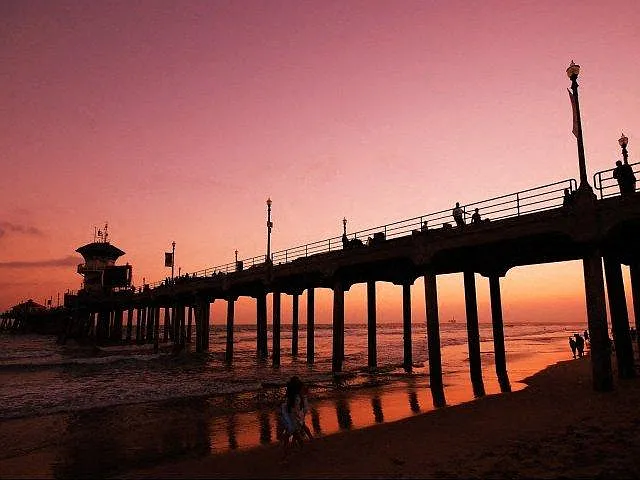 Enjoy sunset on the Santa Cruz pier