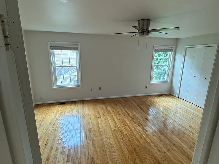 9591 Bronte Dr — Photo 38