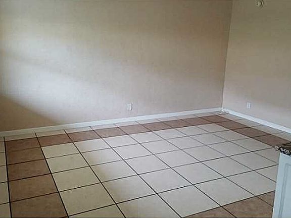 2nd image of 2741 NE 8th Ave APT 19