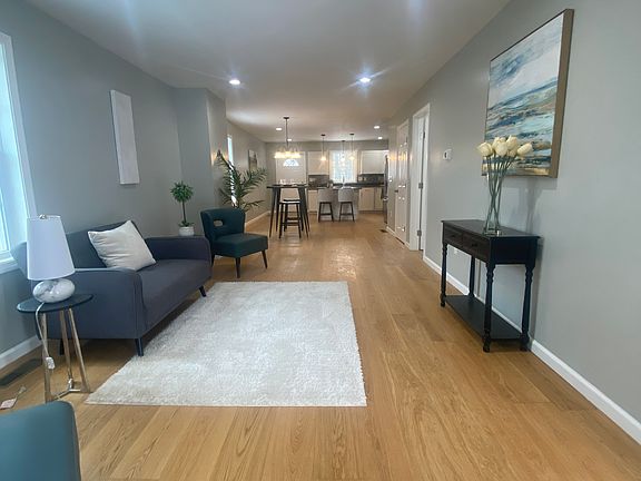 2nd image of 16-20 Cambridge St