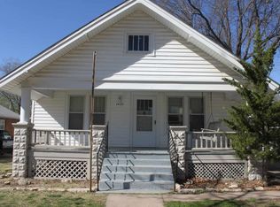 1420 E 2nd Ave, Winfield, KS 67156