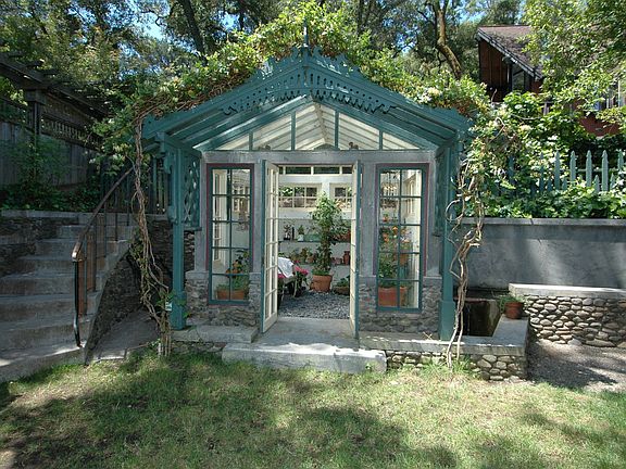 greenhouse/stairs to chicken house/run