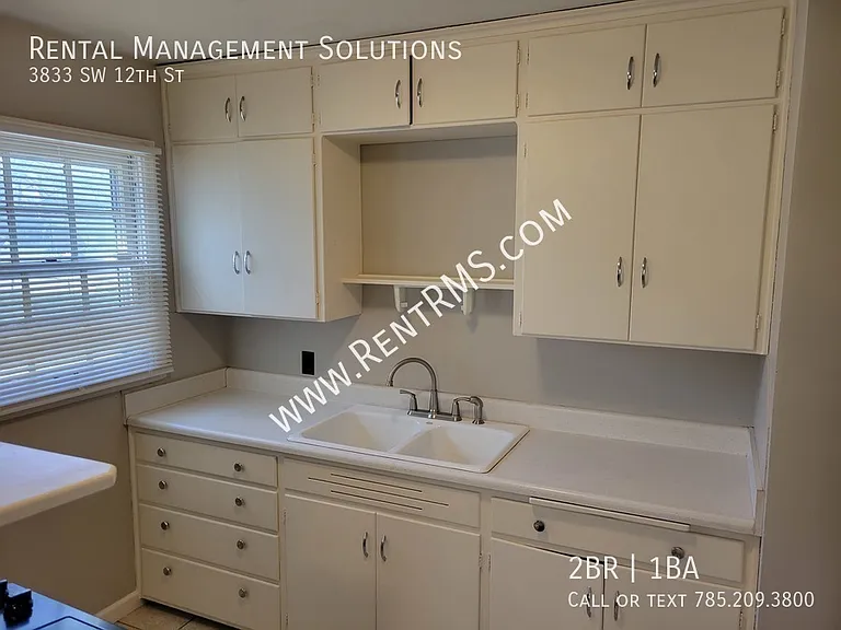 3833 SW 12th St — Photo 10