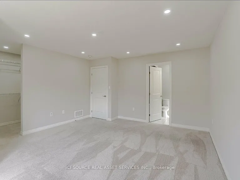 93 Sonoma Valley Cres — Photo 10