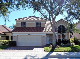 9460 Oak Grove Cir, Davie, FL 33328